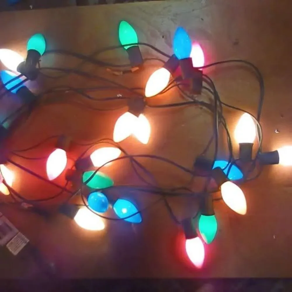 25 C9 Hobby Lobby Christmas Light String With GE Incandescent Glow Bright Bulbs